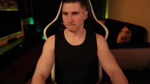 Dorian Reyes online show from March 9, 1:14 am