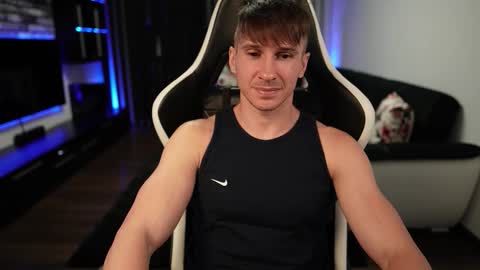 Dorian Reyes online show from September 19, 9:59 pm