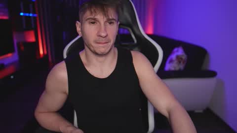 Dorian Reyes online show from November 29, 2:03 am