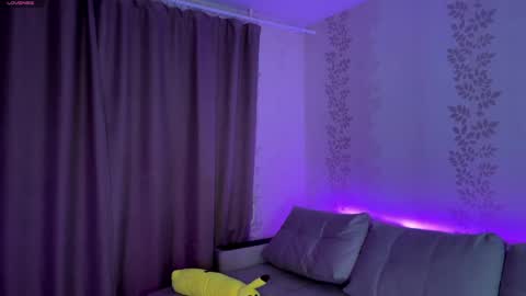 Dori online show from April 2, 4:15 pm