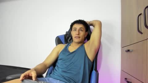 dorman_boy online show from November 11, 2:11 am