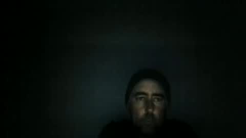 Snapshot of dossy1981 chatting on February 17, 12:23 pm dossy1981 online show from February 17, 12:23 pm