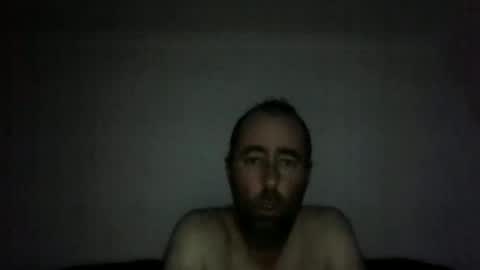 Snapshot of dossy1981 chatting on March 3, 8:20 am dossy1981 online show from March 3, 8:20 am