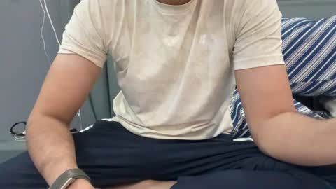 Snapshot of dotx90_fun chatting on August 1, 9:35 pm Funlover online show from August 1, 9:35 pm