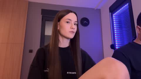 Alice and Mark online show from November 25, 9:37 pm