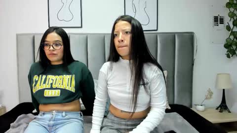 Snapshot of double_temptatiion_ chatting on February 20, 1:00 pm Vall Lufan online show from February 20, 1:00 pm