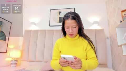 Snapshot of double_temptatiion_ chatting on June 4, 7:09 pm Vall Lufan online show from June 4, 7:09 pm