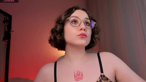 Eva ana Liza online show from February 24, 3:44 am