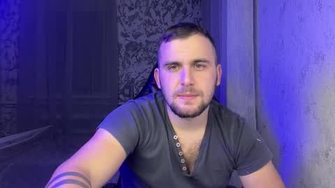 douglas_666 online show from October 28, 9:50 pm