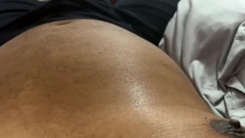 Snapshot of down4hairy chatting on December 14, 11:29 am down4hairy online show from December 14, 11:29 am