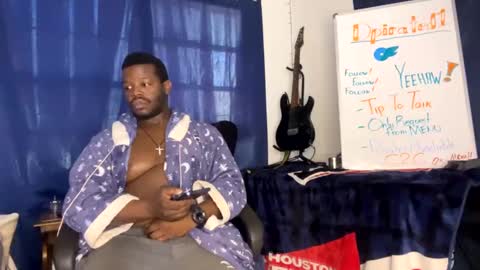 MrPirated online show from February 1, 6:29 pm