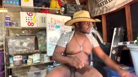 MrPirated online show from February 25, 9:13 pm