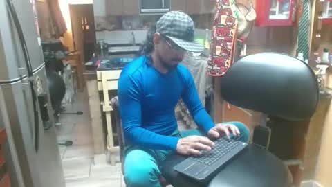 Snapshot of dr_simon84 chatting on January 21, 6:45 pm Dr Simon online show from January 21, 6:45 pm