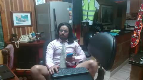 Snapshot of dr_simon84 chatting on January 22, 5:05 am Dr Simon online show from January 22, 5:05 am