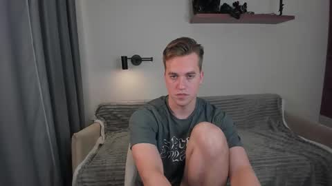 Snapshot of dr_your_dream chatting on September 13, 8:08 pm Mervin  online show from September 13, 8:08 pm