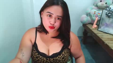 Snapshot of dracarys_hottie chatting on March 1, 10:45 pm Dorothy online show from March 1, 10:45 pm