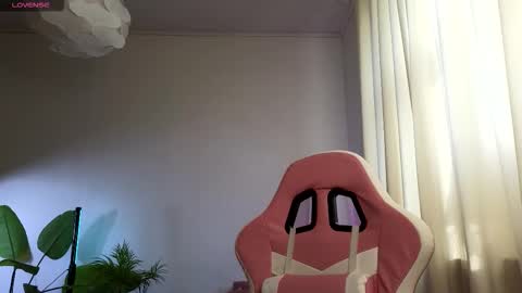 Lisbeth Salander online show from November 25, 6:24 am