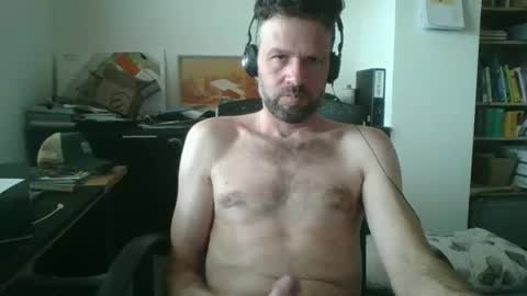 Snapshot of dragonflyy83 chatting on February 20, 9:43 am dragonflyy83 online show from February 20, 9:43 am