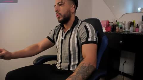 drake jackson11 online show from December 2, 11:04 am