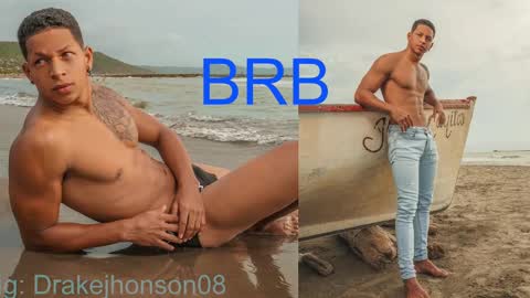 Snapshot of drake_jhonson08 chatting on January 12, 6:49 am Drake online show from January 12, 6:49 am