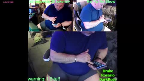 Snapshot of drake_r_darkrose chatting on February 1, 11:27 pm Drake D Vamp aka Drake DarkRose online show from February 1, 11:27 pm