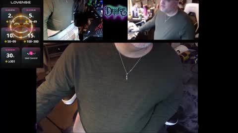 Snapshot of drake_r_darkrose chatting on March 4, 8:13 am Drake D Vamp aka Drake DarkRose online show from March 4, 8:13 am