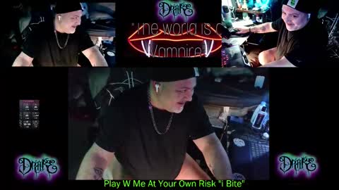 Snapshot of drake_r_darkrose chatting on September 23, 4:04 am Drake D Vamp aka Drake DarkRose online show from September 23, 4:04 am