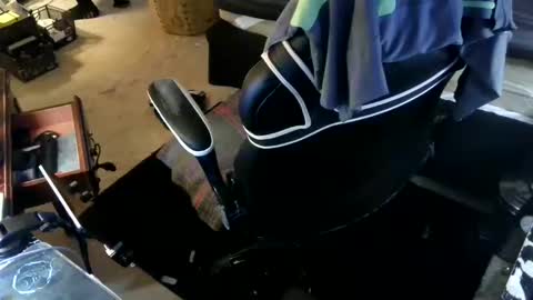 Snapshot of drake_r_darkrose chatting on October 2, 11:06 am Drake D Vamp aka Drake DarkRose online show from October 2, 11:06 am