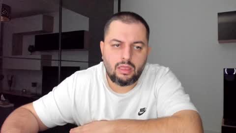 Snapshot of draven_a chatting on January 15, 5:47 pm Draven A online show from January 15, 5:47 pm