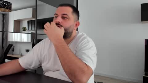 Snapshot of draven_a chatting on January 27, 12:48 pm Draven A online show from January 27, 12:48 pm