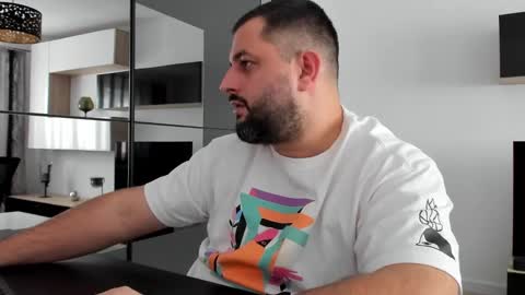 Snapshot of draven_a chatting on January 28, 12:00 pm Draven A online show from January 28, 12:00 pm