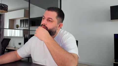 Snapshot of draven_a chatting on February 3, 12:03 pm Draven A online show from February 3, 12:03 pm