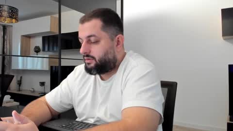 Snapshot of draven_a chatting on February 15, 7:38 am Draven A online show from February 15, 7:38 am