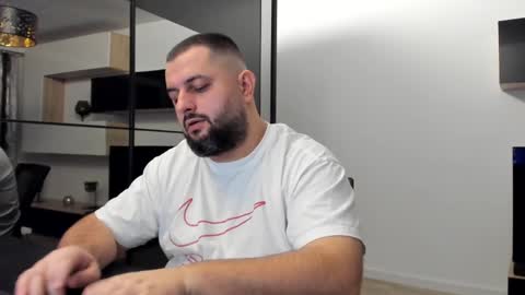 Snapshot of draven_a chatting on February 18, 4:48 pm Draven A online show from February 18, 4:48 pm