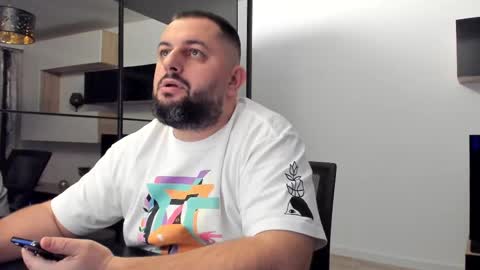 Snapshot of draven_a chatting on February 19, 7:05 pm Draven A online show from February 19, 7:05 pm