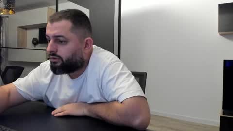 Snapshot of draven_a chatting on February 24, 8:14 pm Draven A online show from February 24, 8:14 pm