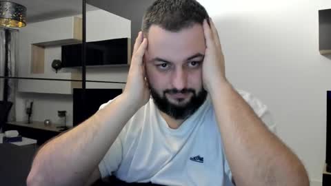 Snapshot of draven_a chatting on March 9, 12:21 am Draven A online show from March 9, 12:21 am