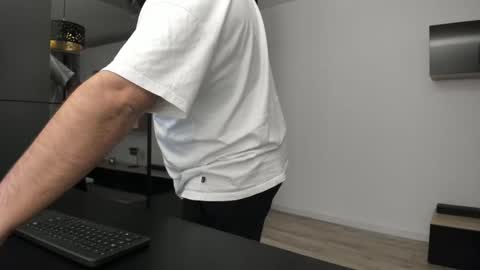 DravenPeak online show from October 31, 4:57 am