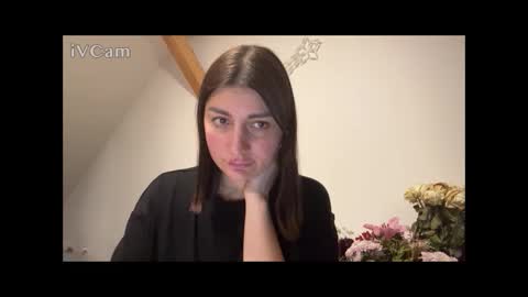 mari di online show from January 27, 9:44 pm