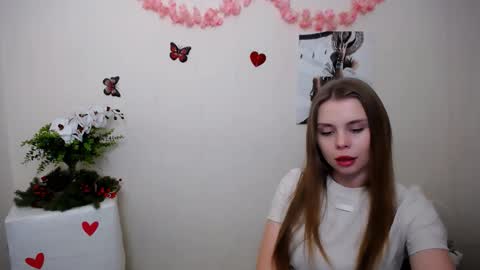 Mari online show from March 31, 6:25 am