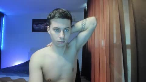 Johnny online show from April 12, 11:15 am