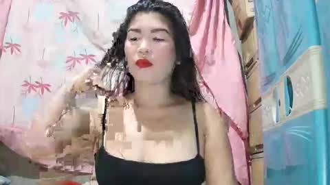 Snapshot of dreamer_17 chatting on May 13, 3:04 am Maui online show from May 13, 3:04 am