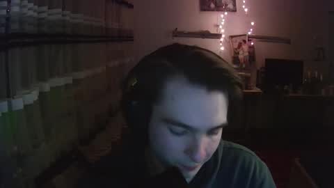 Snapshot of dreamerguy07 chatting on February 5, 7:29 pm dreamerguy07 online show from February 5, 7:29 pm