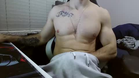 Snapshot of dreamering chatting on February 2, 9:46 pm Dreaming on going live with a woman p online show from February 2, 9:46 pm