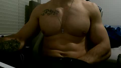 Snapshot of dreamering chatting on February 24, 9:13 pm Dreaming on going live with a woman p online show from February 24, 9:13 pm