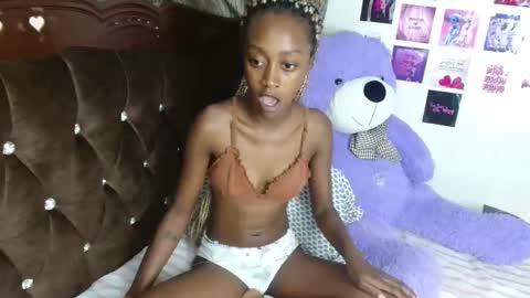 Dreameyes online show from April 5, 6:21 am