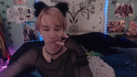 Yukichi online show from November 26, 2:12 am