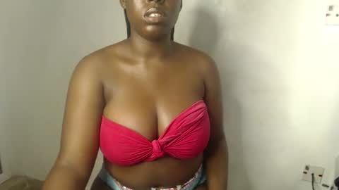 Snapshot of dreamy_wetpussy chatting on February 18, 8:16 pm BEAUTY online show from February 18, 8:16 pm