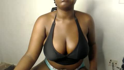 Snapshot of dreamy_wetpussy chatting on February 21, 8:54 pm BEAUTY online show from February 21, 8:54 pm