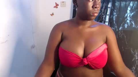 Snapshot of dreamy_wetpussy chatting on April 9, 7:14 am BEAUTY online show from April 9, 7:14 am